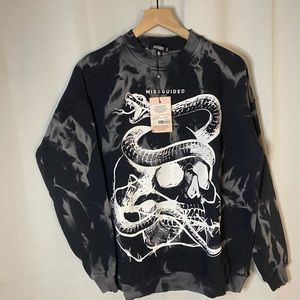 NWT/ Misguided/ Skull & Snake/ Sweatshirt